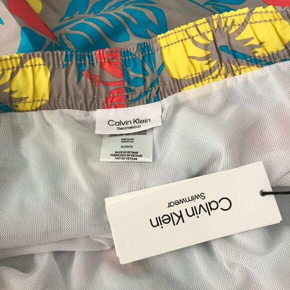 Calvin Klein Swim Shorts XL Pockets Trunks Board Lined UPF Quick Dry Wicking - Picture 11 of 15